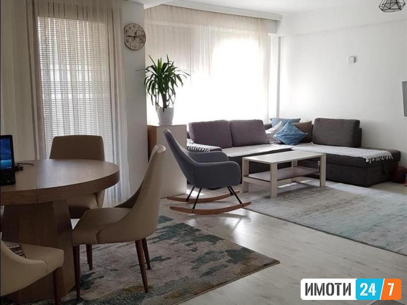 Se prodava Renoviran stan 76m2Taftalidze so podrum