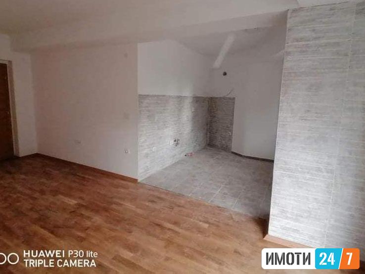 Се продава трособен стан 54м2Тафталиџе 2