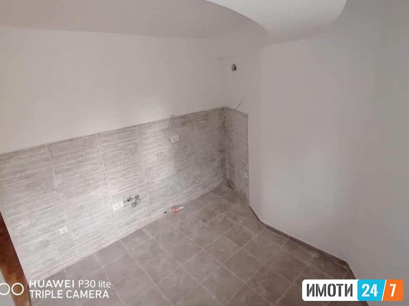 Се продава трособен стан 54м2Тафталиџе 2