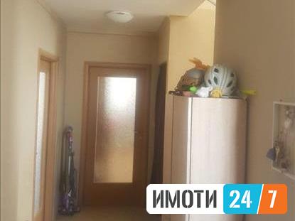 Се продава двосемејна-куќа 240м2Пинтија