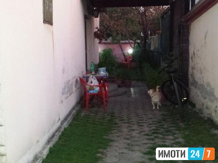 Се продава семејна куќа 80м2;насЛисиче