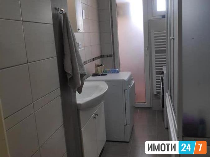 Se prodava stan 82m2Karpos 4