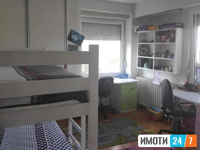 Se prodava stan 82m2Karpos 4