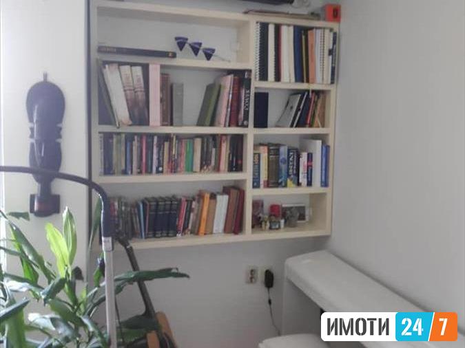 Se prodava stan 82m2Karpos 4