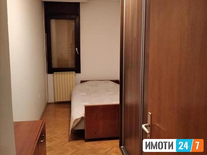 Се продава стан 79м2Ново Лисиче