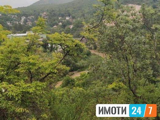 Se prodava kuka so plac 1700m2Katlanovo