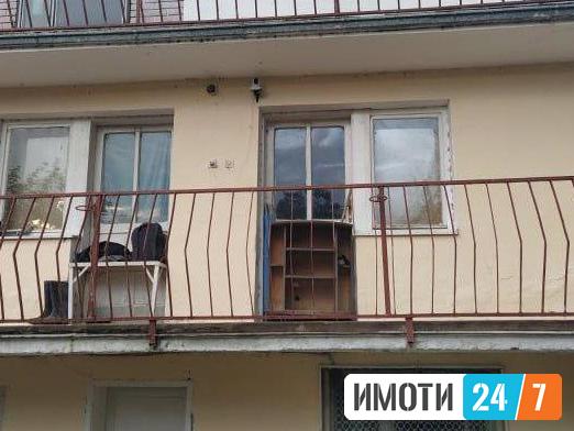 Se prodava kuka so plac 1700m2Katlanovo