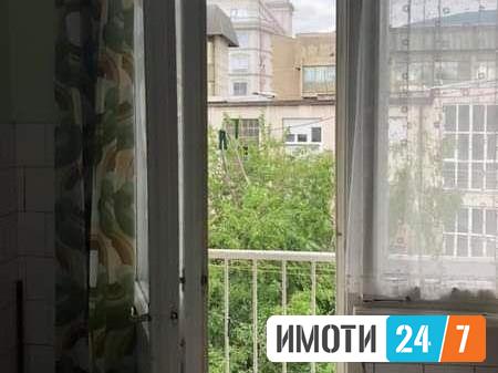 Се продава одличен стан 72м2Строг Центар