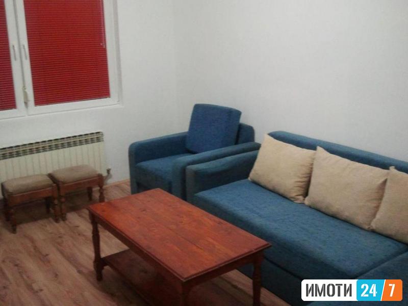 Се продава одличен трособен стан 55м2Кисела Вода