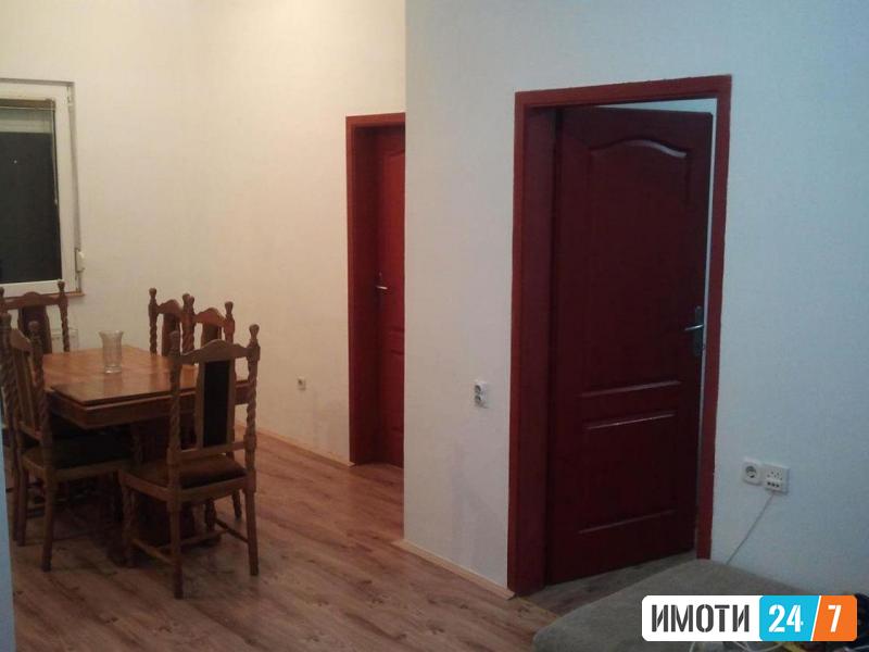 Се продава одличен трособен стан 55м2Кисела Вода