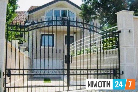 Се изнајмува луксузна куќа 270м2Црниче
