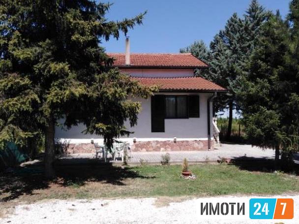 Се продава семејна куќа 200м2НЛисиче