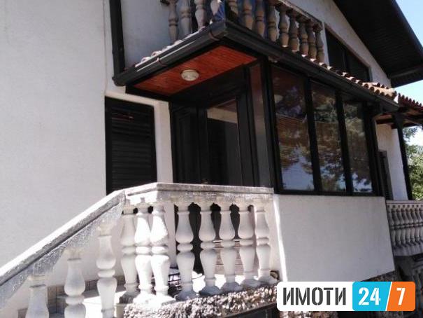 Се продава семејна куќа 200м2НЛисиче