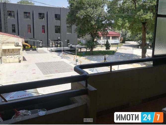 Се продава двособен стан 68м2Автокоманда