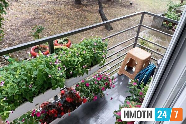 Се продава 4 собен стан 54м2Ченто