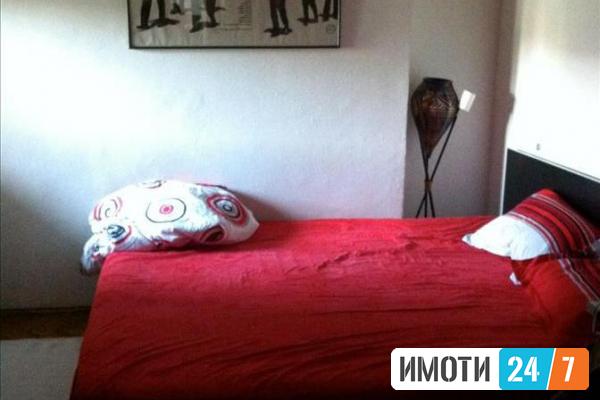 Се продава трособен стан 81м2Автокоманда