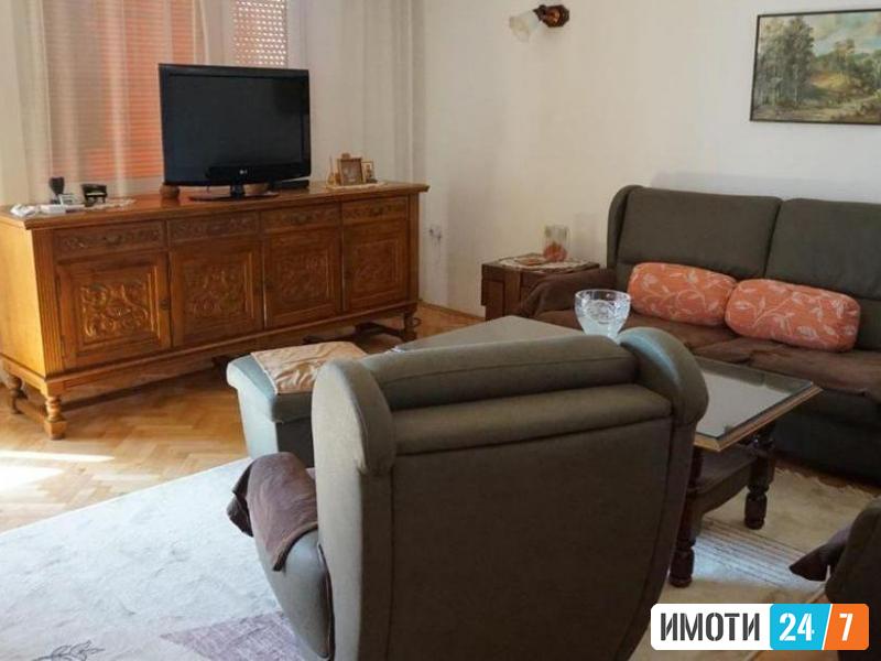 Се продава стан 85м2Маџари