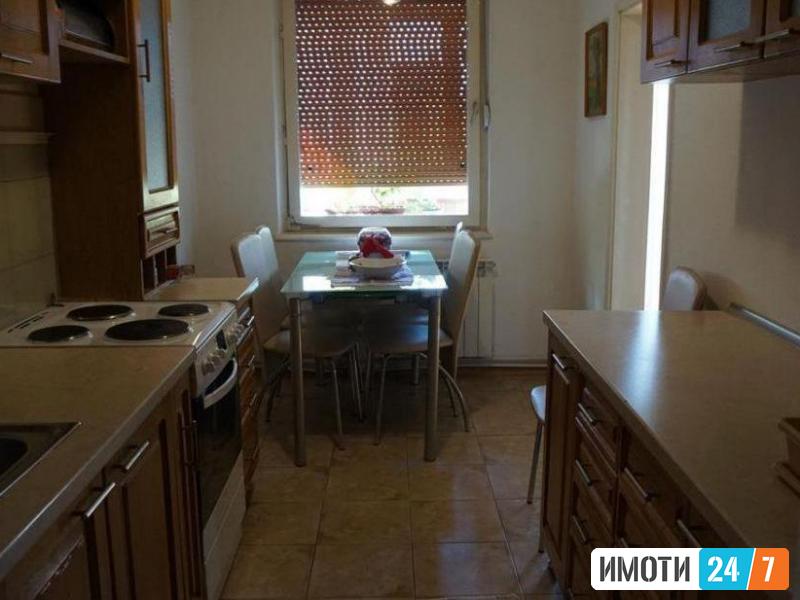 Се продава стан 85м2Маџари