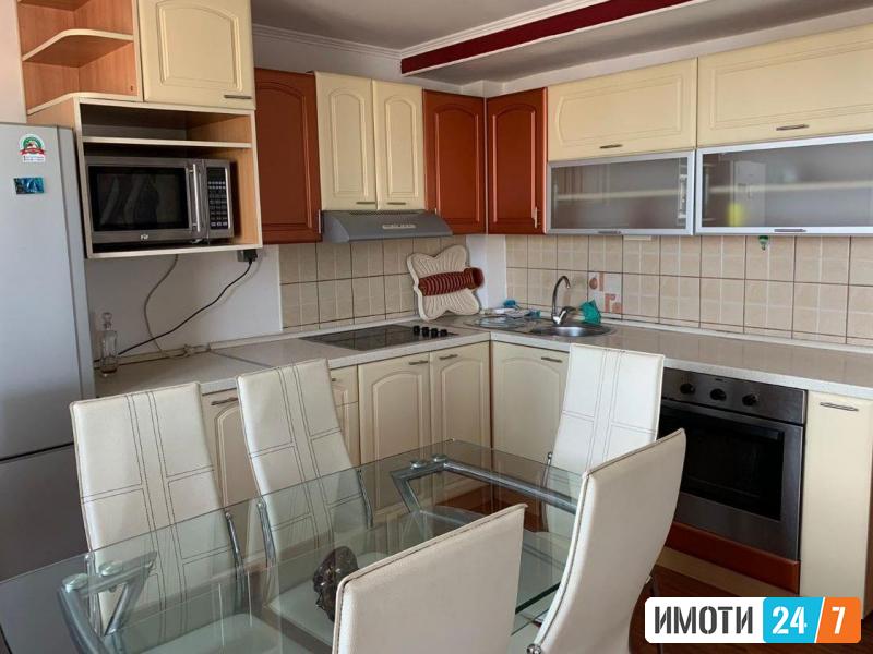 Се изнајмува двособен наместен станЦентар