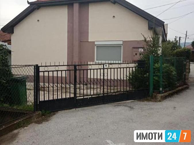 Се продава семејна куќа 114м2Ново Лисиче