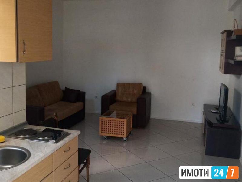 Се издава деловен простор 45м2Центар