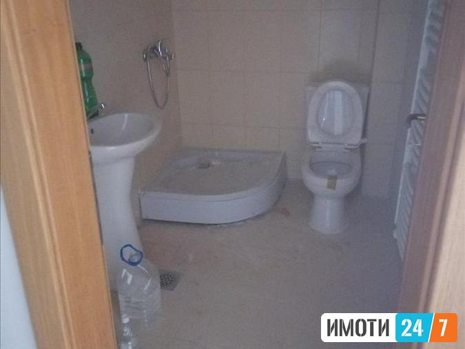 Се продава нов ексклузивен стан 75м2Капиштец