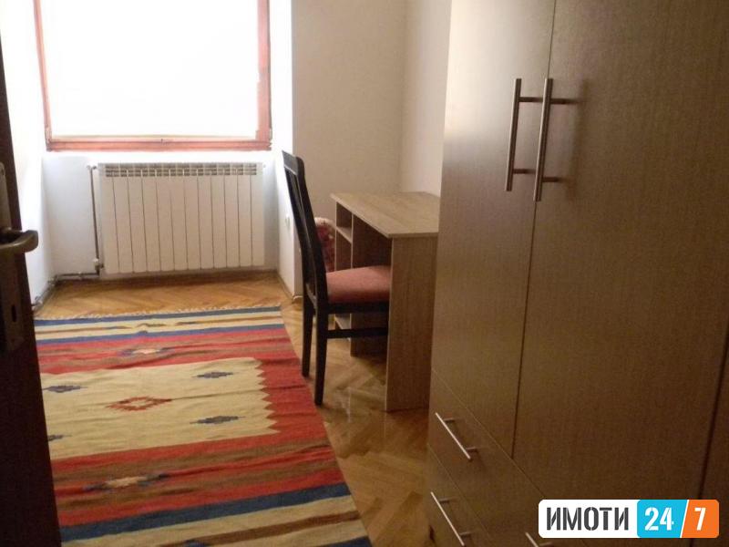 Се продава комфорен стан 120м2Козле