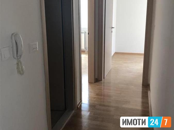 Се продава стан 60м2Капиштец