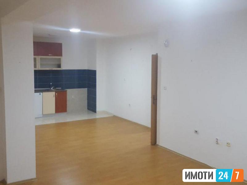 Се продава одличен стан 75м2Ченто