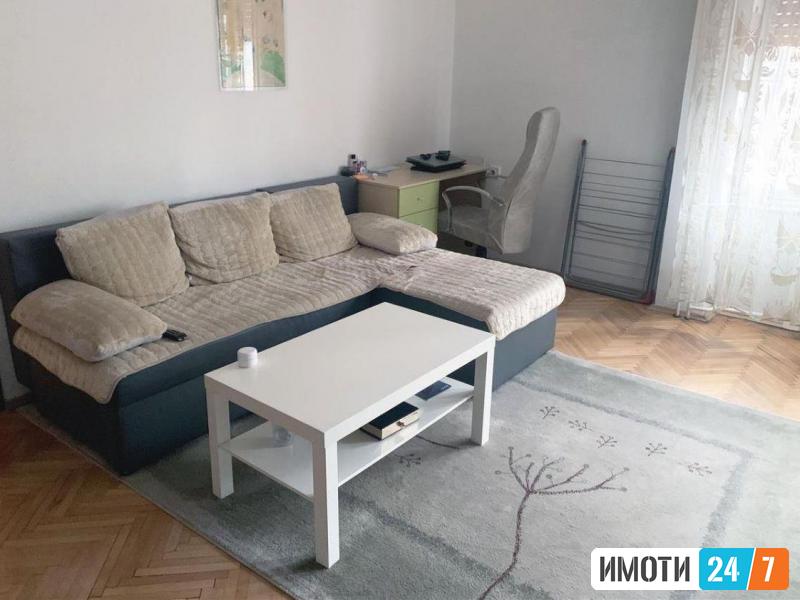 Се продава стан 80м2Автокоманда