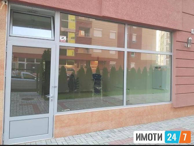 Се изнајмува деловен простор 85м2Аеродорм