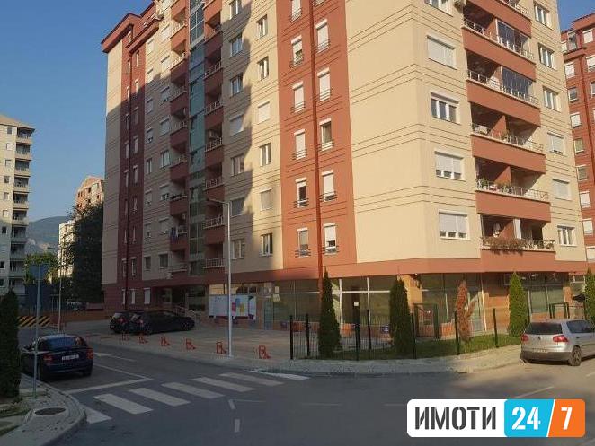 Се изнајмува деловен простор 85м2Аеродорм