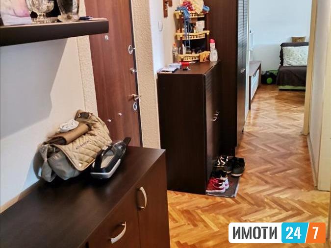 Се продава двособен стан 60м2Тафталиџе 1