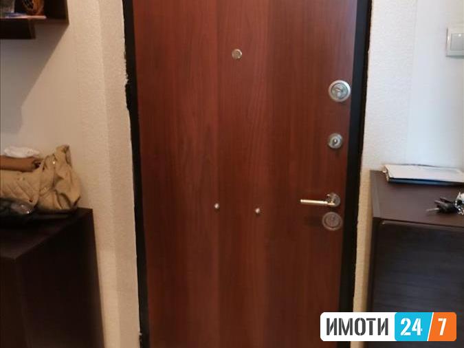 Се продава двособен стан 60м2Тафталиџе 1