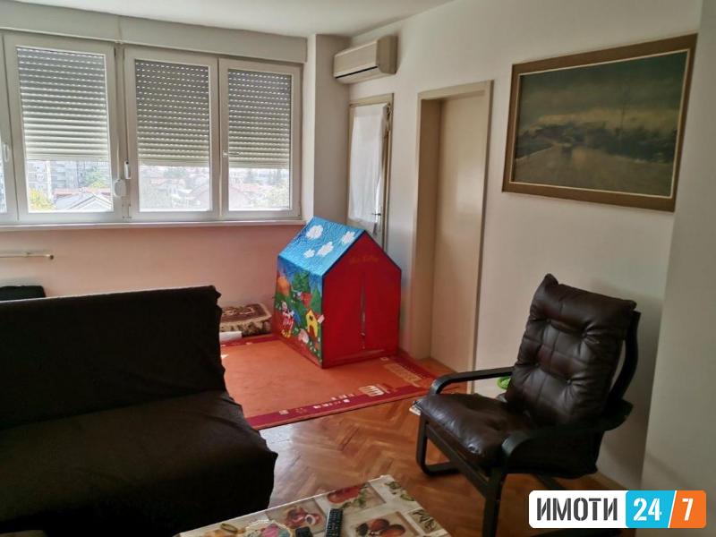 Се продава двособен стан 60м2Тафталиџе 1