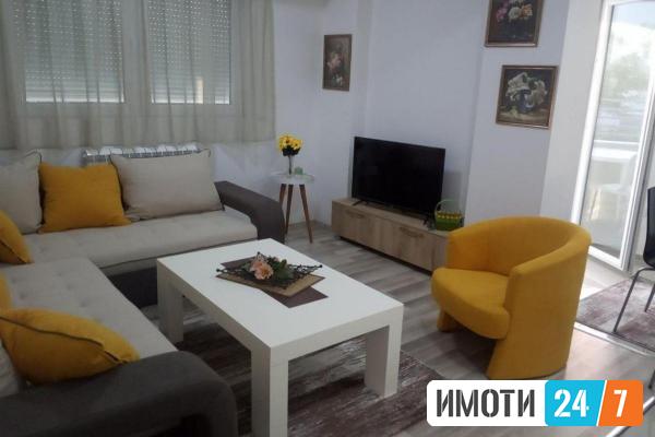Се издава трособен наместен станАвтокоманда