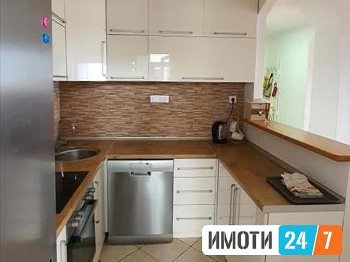 Се продава трособен стан 66м2Аеродром