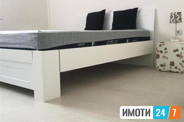 Се продава одличен реновиран стан 52м2Хром