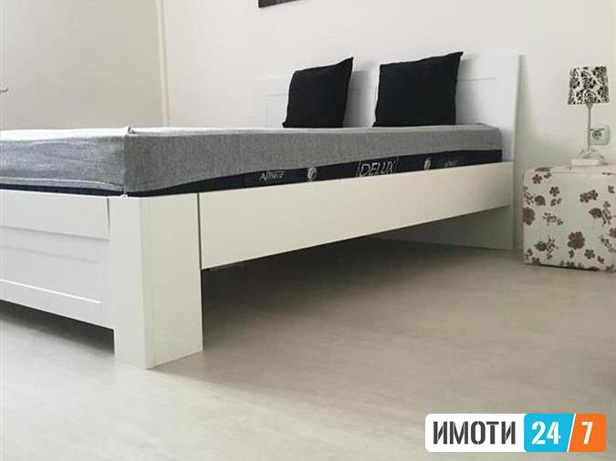 Се продава одличен реновиран стан 52м2Хром
