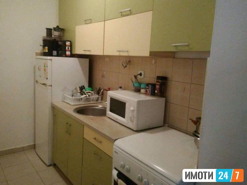 Се изнајмува двособен стан 39м2Хром