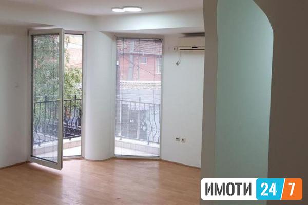 Se iznajmuva deloven prostor kancelarii 75m2Centar