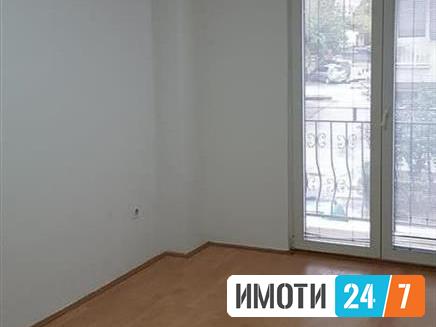 Se iznajmuva deloven prostor kancelarii 75m2Centar