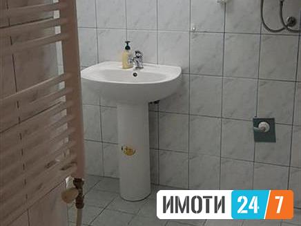 Se iznajmuva deloven prostor kancelarii 75m2Centar