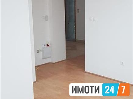 Se iznajmuva deloven prostor kancelarii 75m2Centar