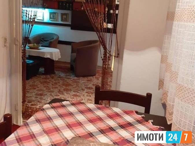 Се издава стан 48м2Дебар Маало