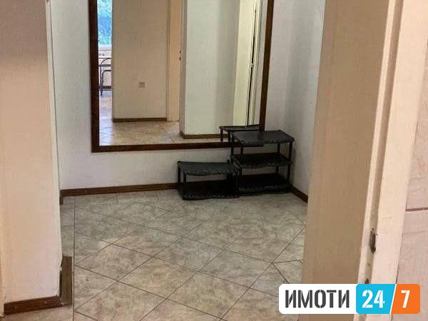 Се издава трособен стан 54м2Карпош 4