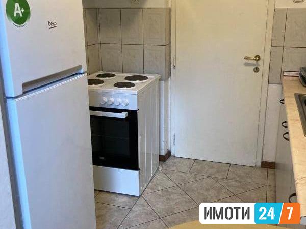 Се издава трособен стан 54м2Карпош 4