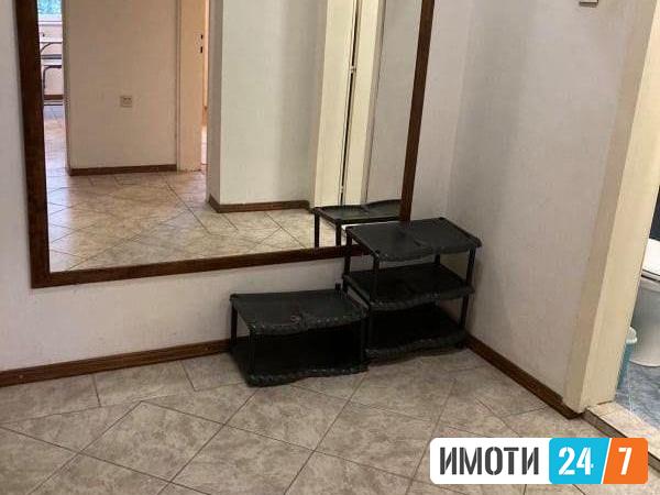 Се издава трособен стан 54м2Карпош 4
