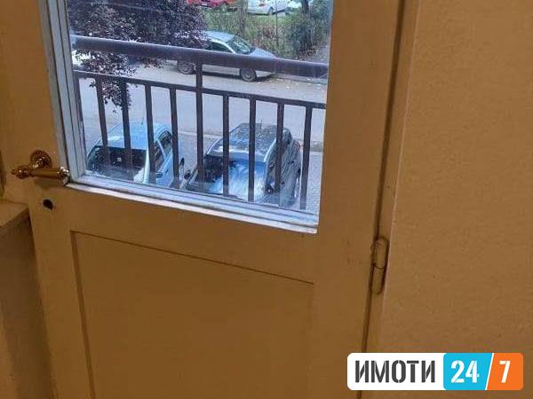 Се издава трособен стан 54м2Карпош 4