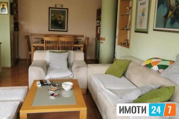 Се продава луксузен дуплекс 82м2Црниче